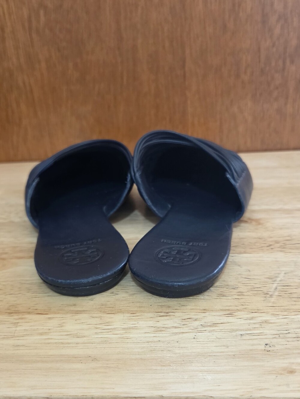 Tory Burch Sienna Black Leather Pointed Toe Woven Flat Slide Mules Size 7M - Picture 6 of 14